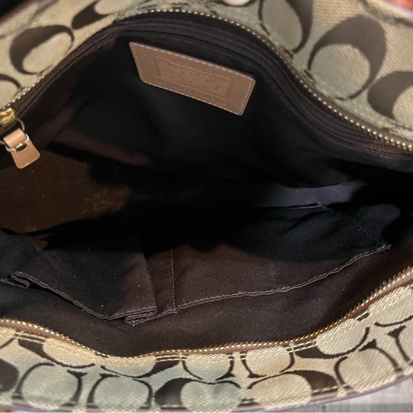 Coach Shoulder Bag - Picture 2 of 4